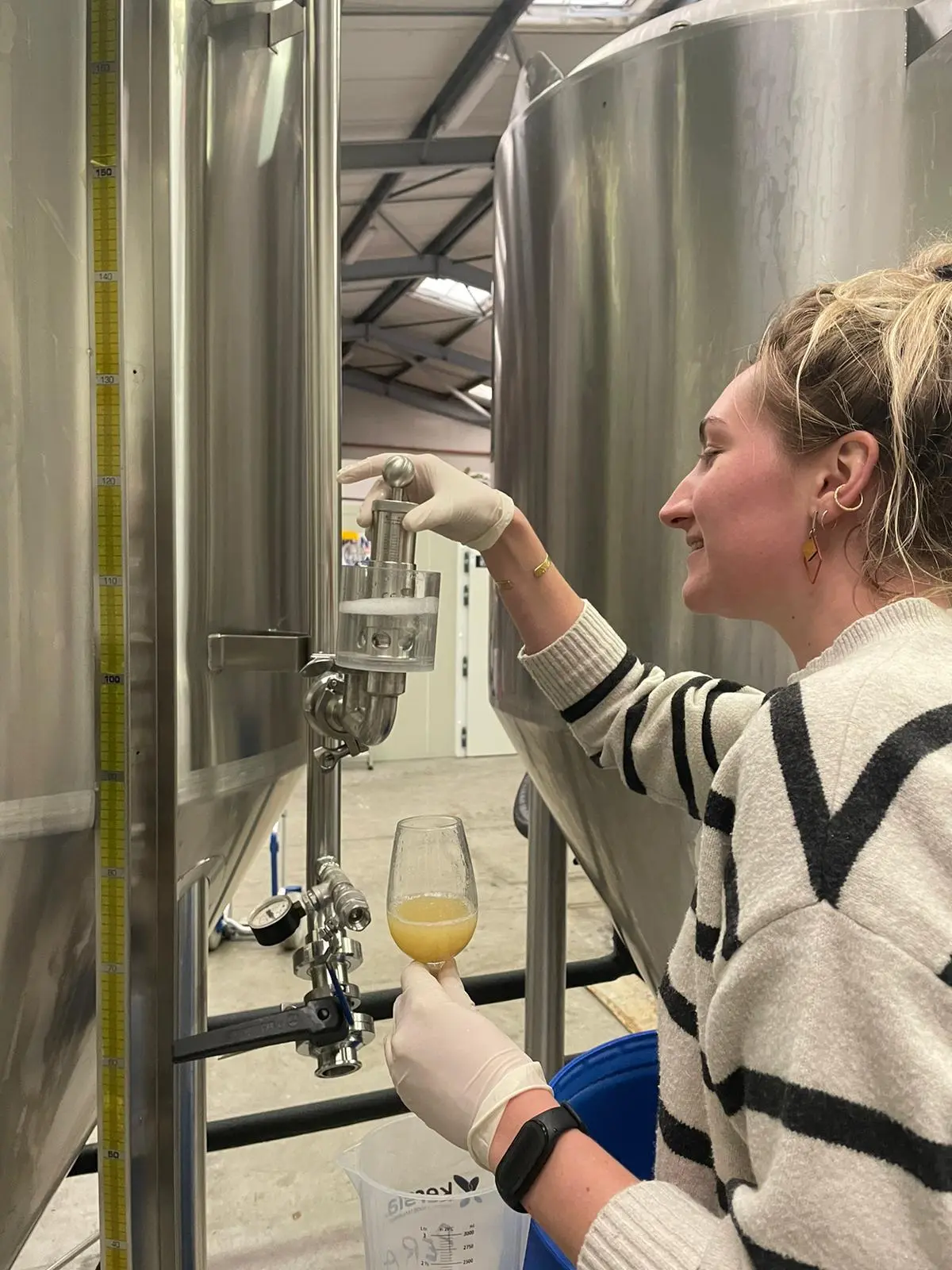 Photo de camille en dégustation professionnel